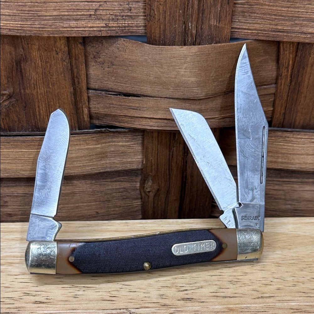 Like New Old Timer 80T Multi-Blade Pocket Knife - Black and Brown